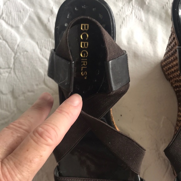 BCBGirls platform Shoes - Picture 2 of 4